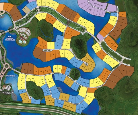 Custom Estate Homes at The Lake Club / Site Plan